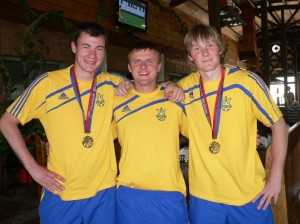 Чемпіони Всесвітньої Універсіади-2009 Юрій Бахтіяров, Олександр Крохмалюк, Юрій Кисилиця Чемпіони Всесвітньої Універсіади-2009 Юрій Бахтіяров, Олександр Крохмалюк, Юрій Кисилиця