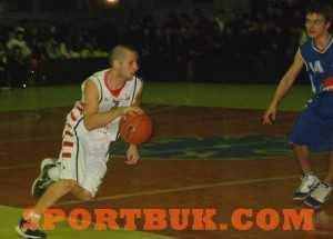 110129-Striba-SportLitsey-sportbuk.com-Elysevych-ataka