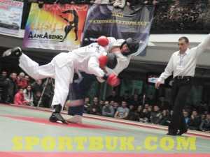 110327-rukopasniy-biy-Panorama-sportbuk.com-1