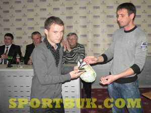110406-mini-misto-nagorodzh-sportbuk.com-Didenko-Gunchak-1