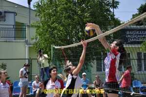 110618-Olimp-denj-Chernivtsi-Salitra-sportbuk.com-plyazhniy-voleybol (20)
