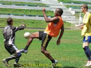 120604-Chernivtsi-futbol-Druzhba-pivfinal-Somali-sportbuk.com (63)