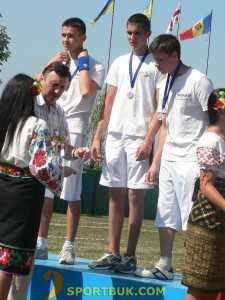 120902-striluk-Kiruhin-Cherkez-Ostrovsjkiy-pravorucj-sportbuk.com