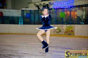 SavzyanVioletta-Ljodoviy-novorichne-svjato-Kovaljchuk-sportbuk.com (11)-101225
