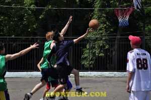 110618-Olimp-denj-Chernivtsi-Salitra-sportbuk.com-stritbol-yunaky (60)