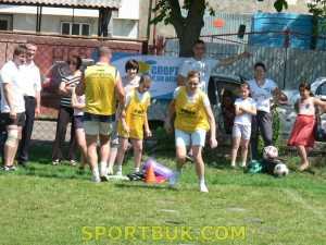 120506-Novoselytsya-tata-mama-ya-sportbuk.com (14)