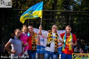 140823-Bukovyna-Chornomorets-fleshmob-G-sportbuk.com (5)
