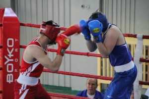 150428-Ukr-box-yuniory-Hmeln