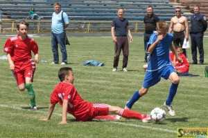 150523-Shkir-myach-Novoselytsya-Rom-sportbuk.com (6)