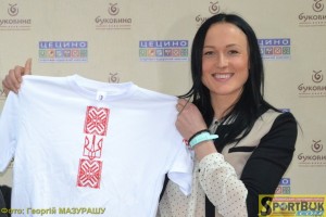 150317-Lupu-pres-sportbuk.com (19)-vyshyvanka