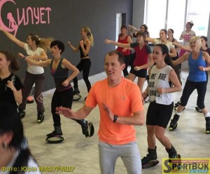 151213-KangooJumps-Heshko-1-copy-sportbuk.com