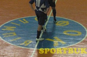 1110123-Merkuriy-Lemberg-sportbuk.com (12)-Olimpia-nogy