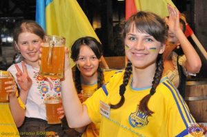 150527-Dnipro-Sevilya-Nashe-pyvo-sportbuk.com (219)-copy